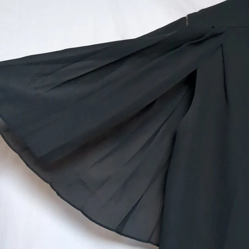 Tobi dress vintage Black cutout beaded sz Small - Picture 10 of 12